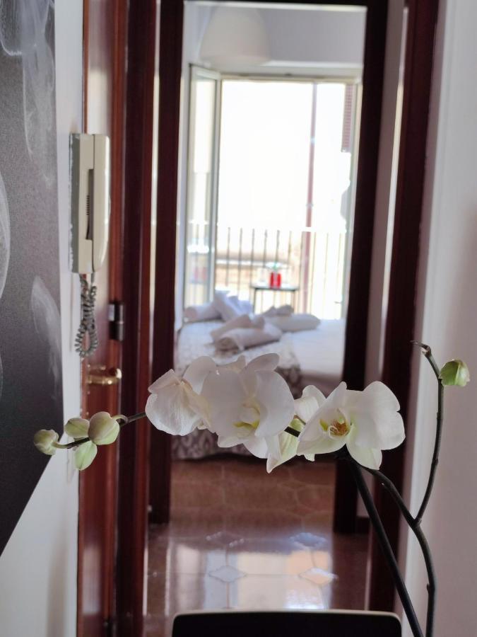Casa Vacanze U Curtigghiu تْشيفالو المظهر الخارجي الصورة
