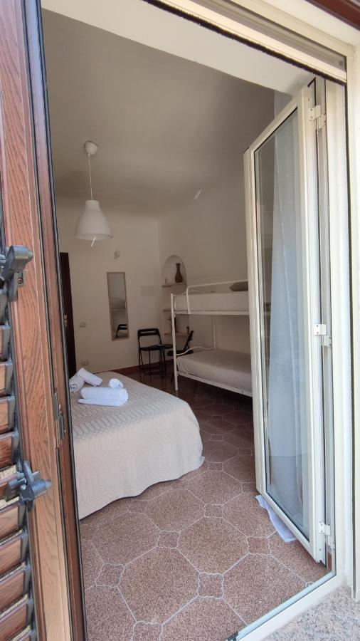 Casa Vacanze U Curtigghiu تْشيفالو المظهر الخارجي الصورة