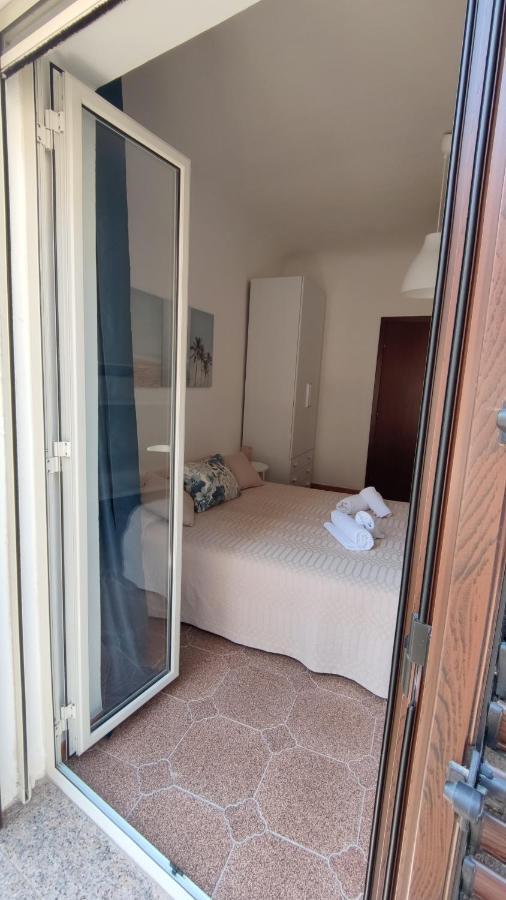 Casa Vacanze U Curtigghiu تْشيفالو المظهر الخارجي الصورة
